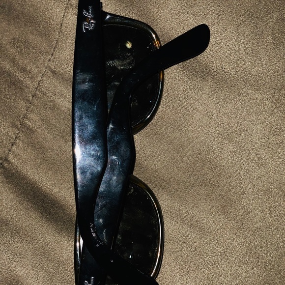Ray bans - Picture 2 of 2
